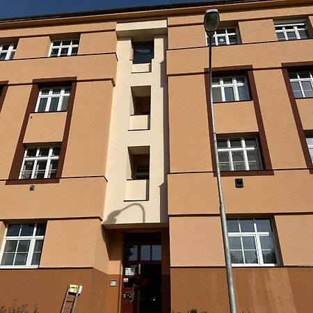 Apartman U Vystaviste Ołomuniec Zewnętrze zdjęcie